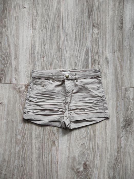 Nowe, beżowe krótkie spodenki, szorty H&M, rozm 36/S