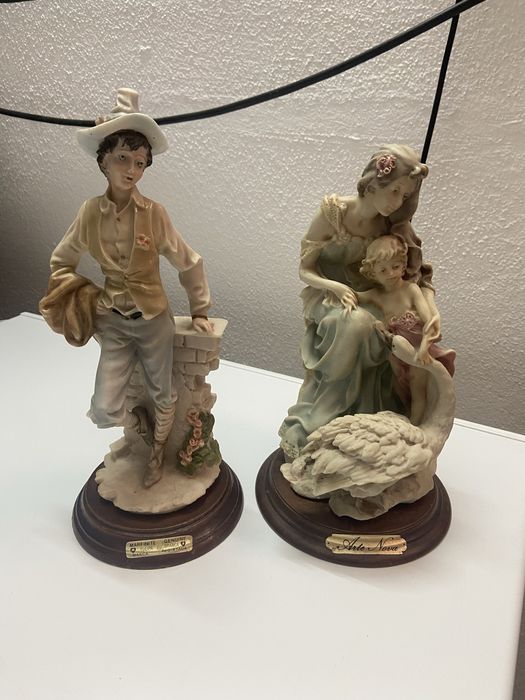 Diversas pecas de loica