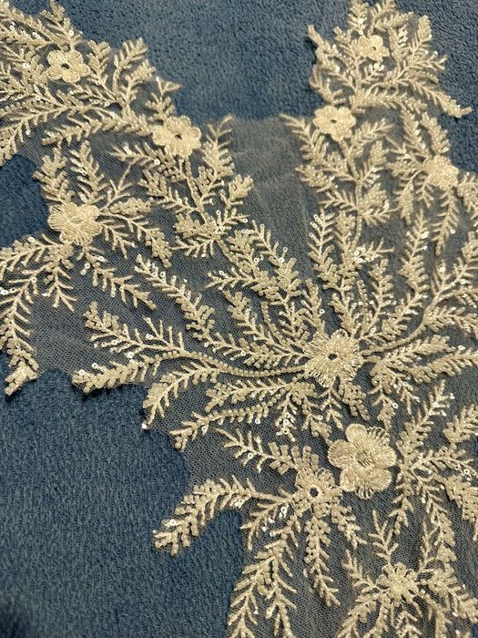 Ozdoba na sukienkę komunijną lub ślubną