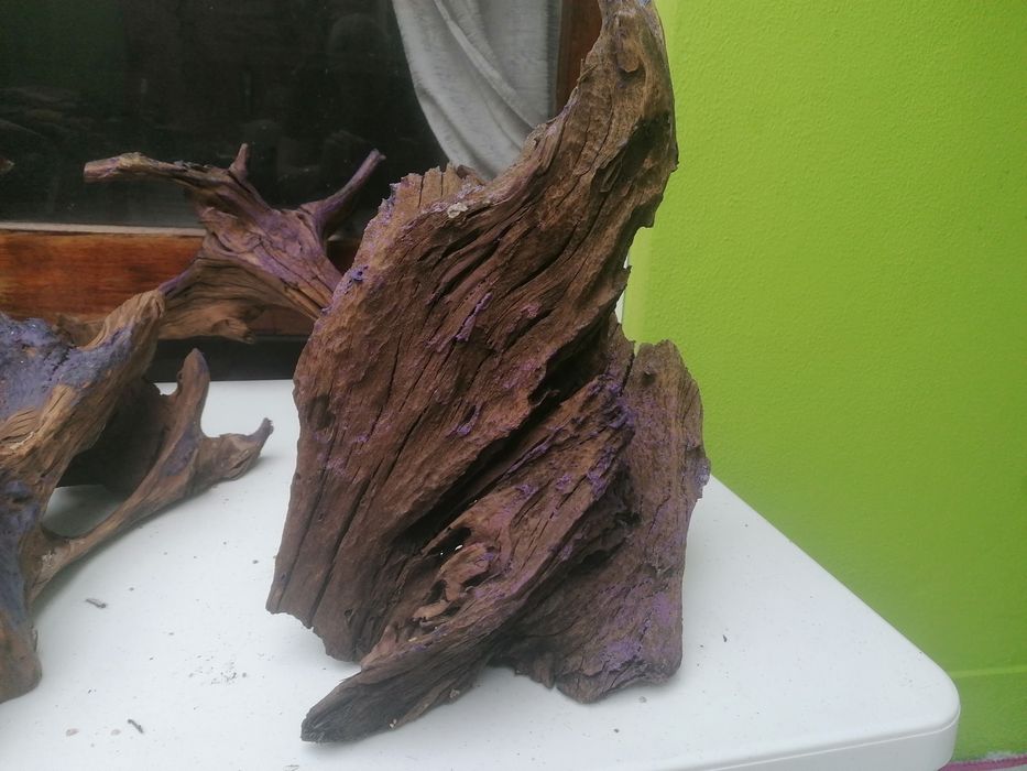 Troncos para o aquário