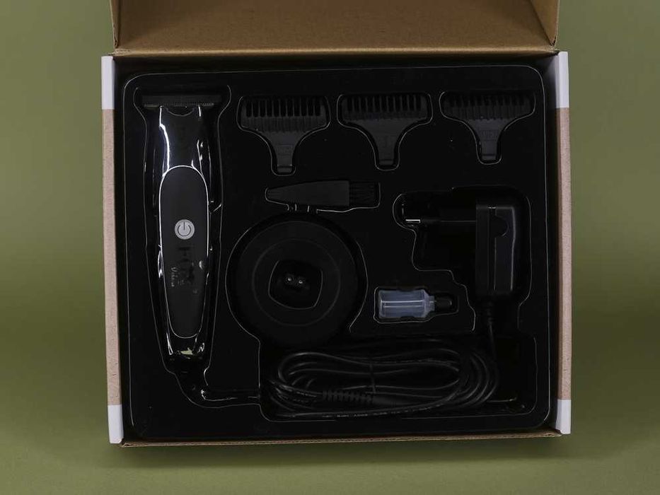 Profesjonalny bezprzewodowy trymer FOX VOLANS.