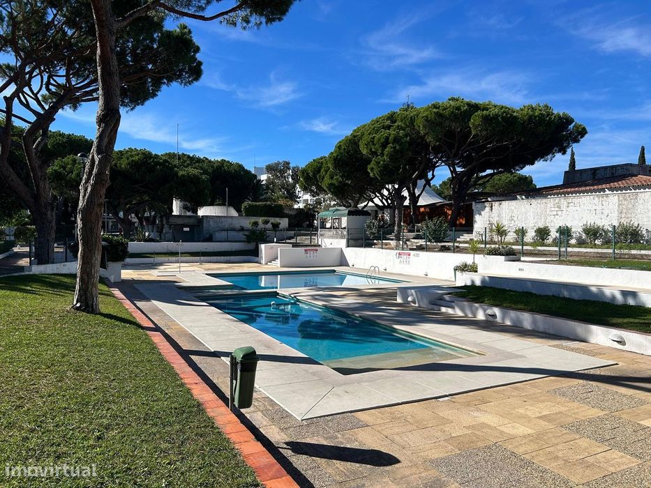 T1+1 em Olhos de Água a 1 km da Praia da Falésia