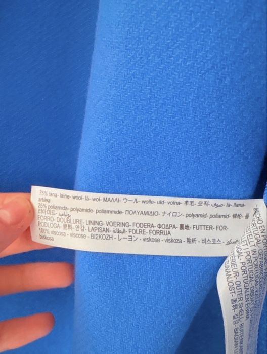 Niebieski jesienny płaszcz Massimo Dutti S