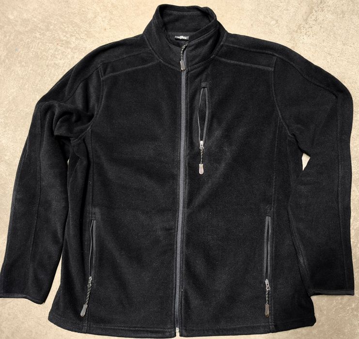 New High-Quality Winter Fleece Sweatshirts, Size 2