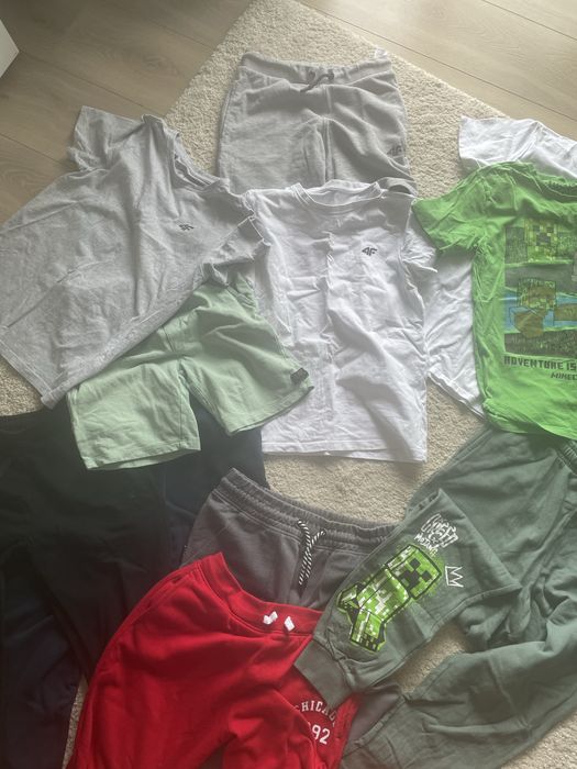 Spodnie , spodenki, bluzki chłopięce r. 146-169