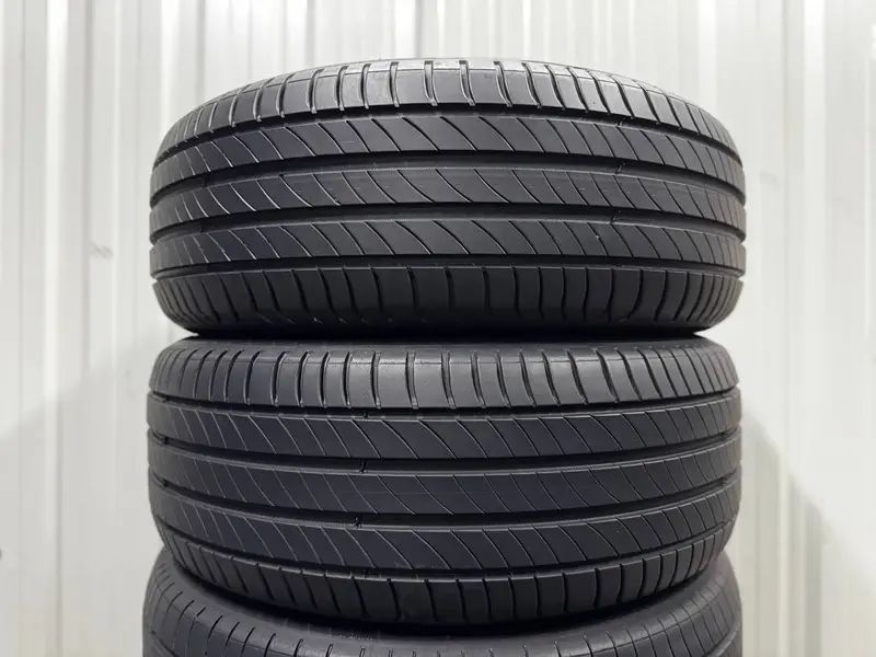 Шини бу 215 55 R17 Michelin Primacy 4