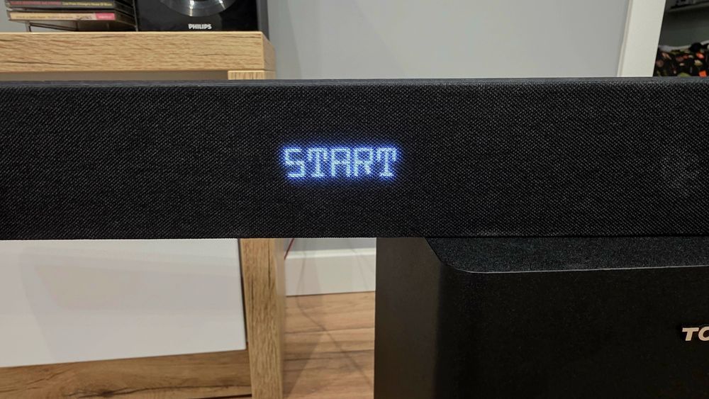 Soundbar TCL 8132 jak nowy, komplet z pudełkiem.