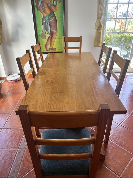 Mesa de jantar com 6 cadeiras