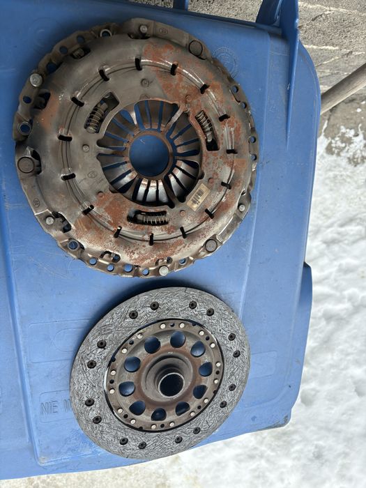 Tarcza docisk 240mm bmw e46 e39 330d 3.0d m57