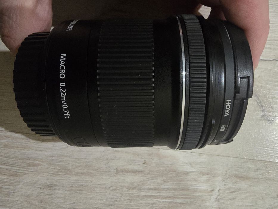 Об'єктив Canon EFS 10-18mm f/4.5-5.6 IS STM