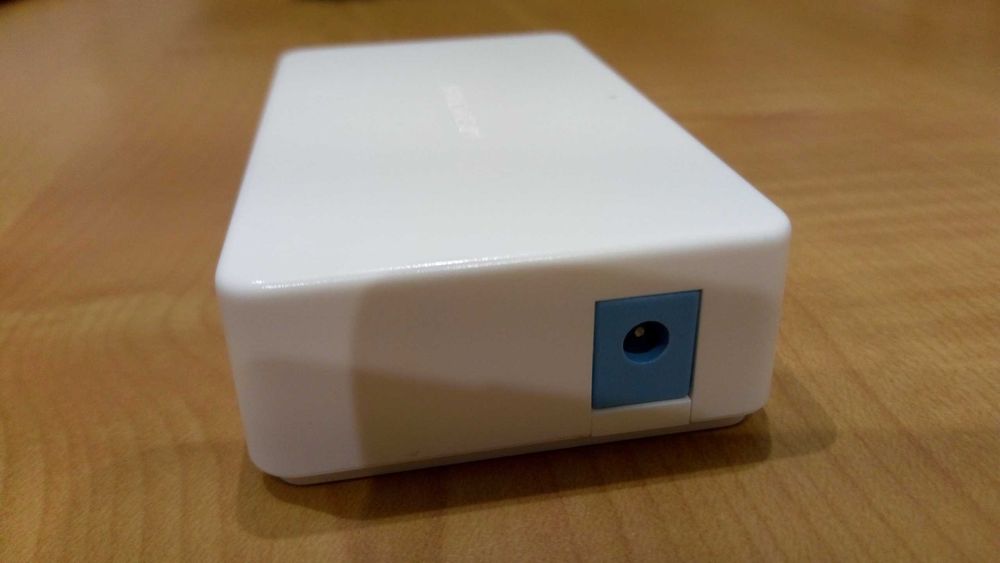 Vendo Switch 5 Portas de 100 Mb - Novo