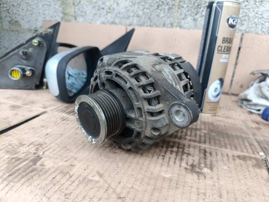 Генератор 1.9 CDTI 93169030 Opel Astra H Zafira B Vectra C Signum