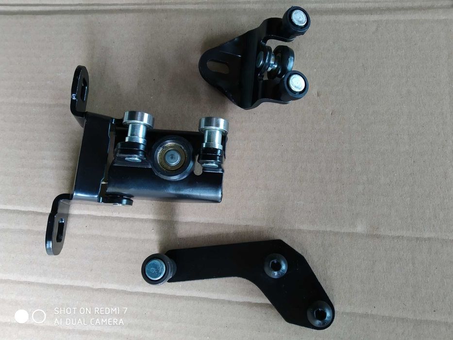 ролик боковой двери FORD TRANSIT 00-06. форд транзит 00-06