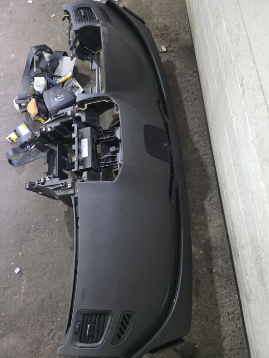 Opel Insignia Deska Konsola Airbag Pasy sensor