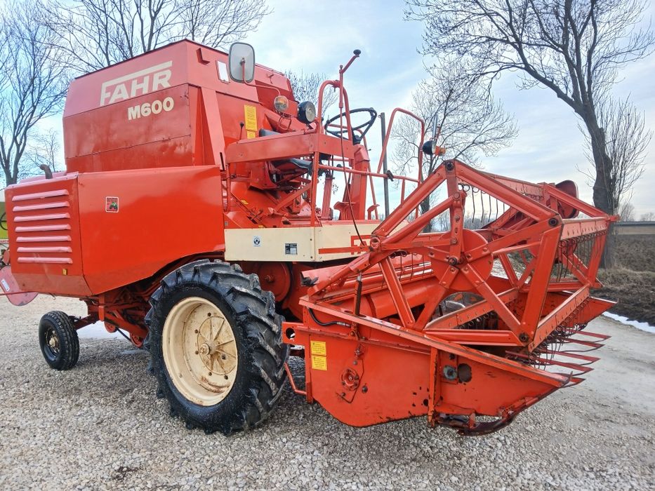 Kombajn fahr m600  z sieczkarnią z Niemiec ładny