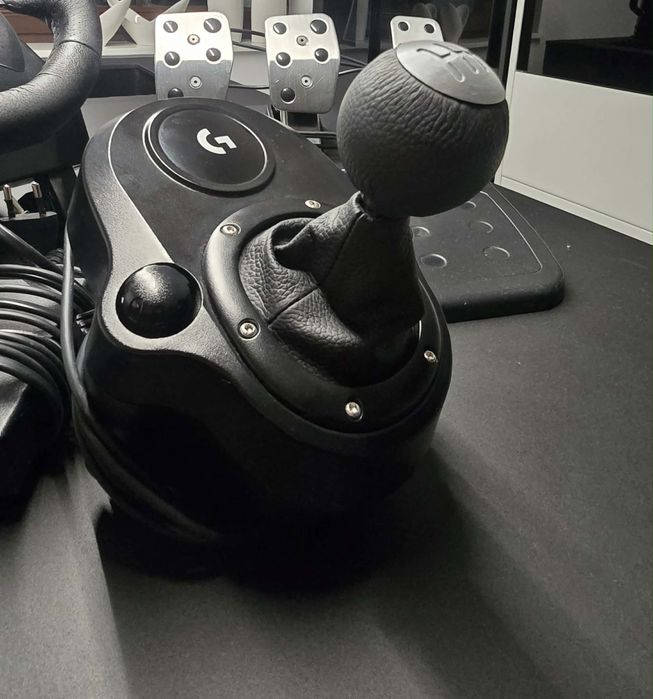 Logitech G29 PC/PS4/PS5 + shifter kierownica simracing