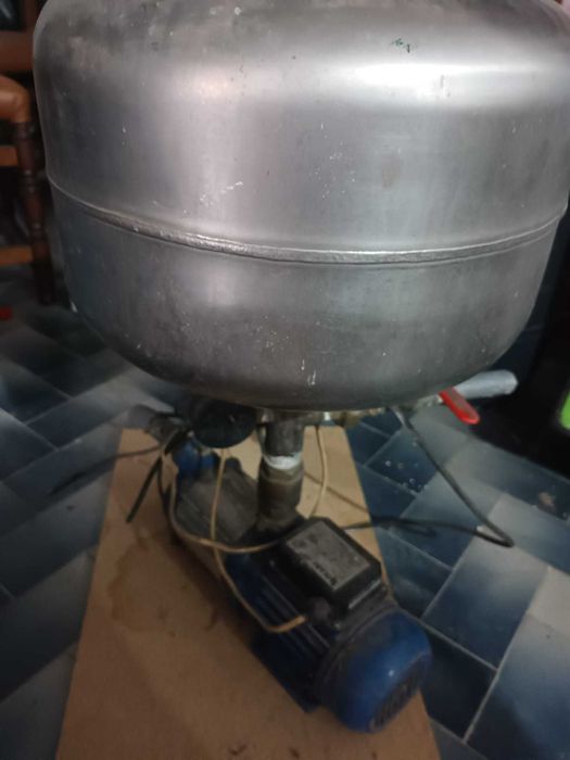 Autoclave com motor para pressão