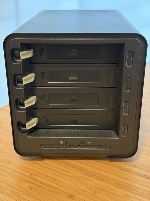 Disco externo Drobo  DRO4D-D