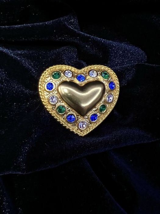 Вінтажна брошка  серце