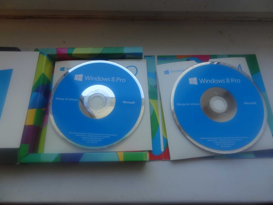 Windows  8  Pro 32/64 PL BOX