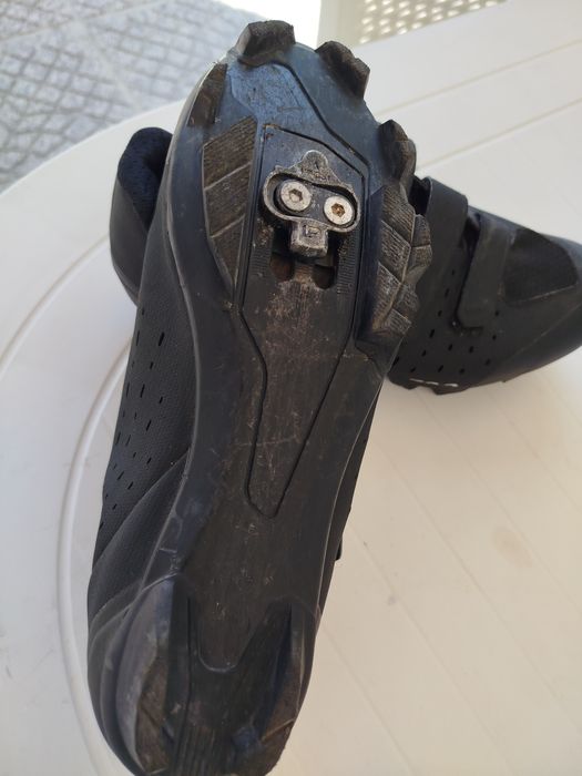 Sapatos RockRider BTT Race 700
N°40
Sapatos em Excelente Estado..
Enca