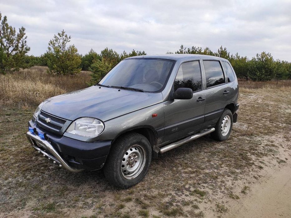 Нива шевроле 2006 року