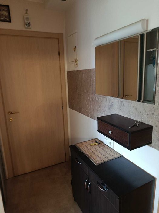 продаж 3 кімнатна квартира чешка євроремонт меблі техніка,все залишається як на фото,вул Океанівська