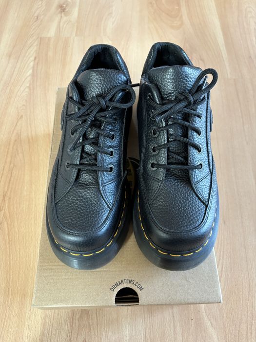 Buty dr. Martens buzz