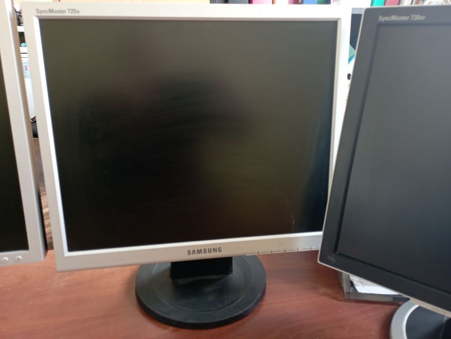 Монітори комп'ютерні