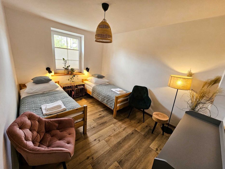 Zakątek Żabi Kraj - przy łowisku Gołysz. Dom na wyłączność dla 6 osób.