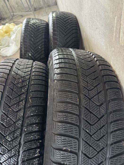Opony Zimowe 225/60/17 2x Pirelli 2x Hankook