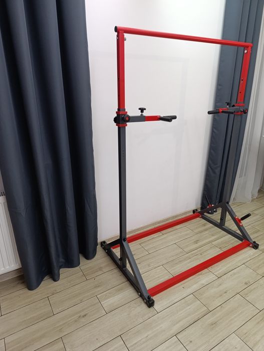 Sprzedam drążek do podciągania plus stelaż