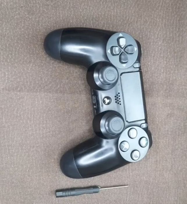 Ремонт ігрових контроллерів, геймпадів Playstation PS4, PS5, XBOX