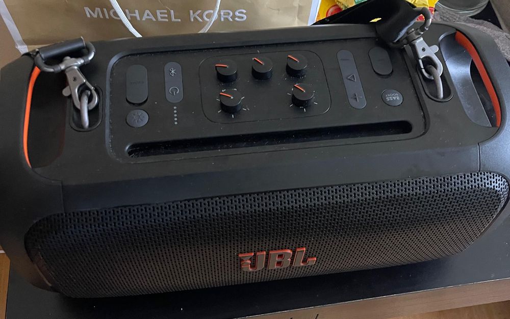 Coluna JBL party box
