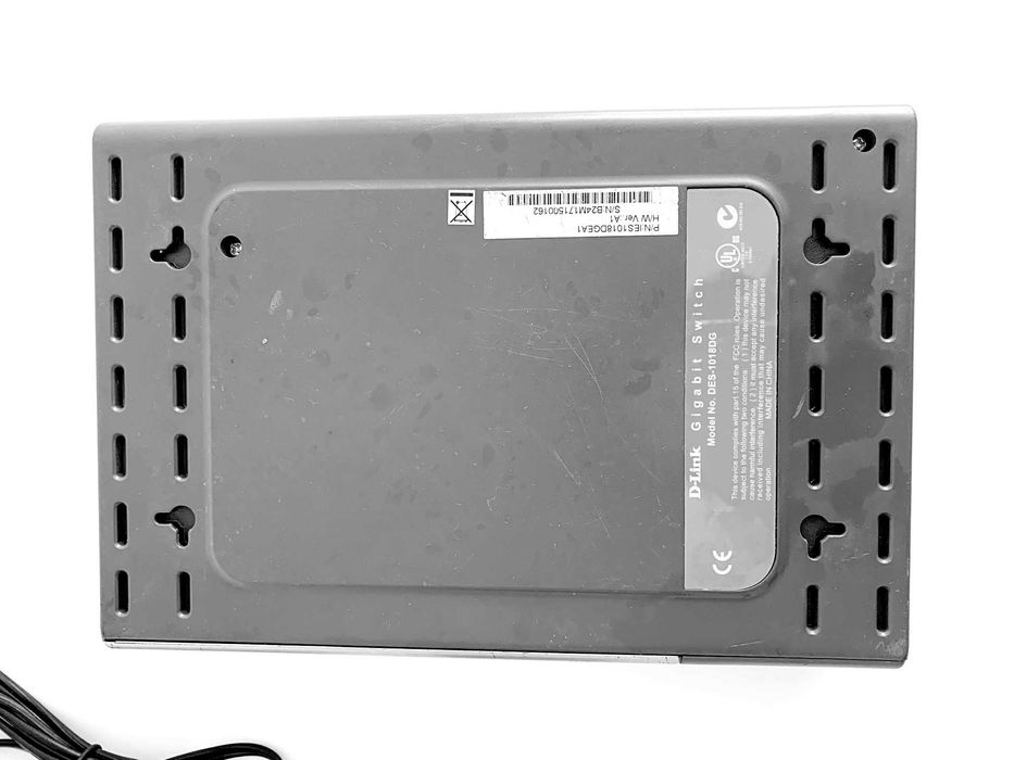 Коммутатор D-Link DES-1018DG