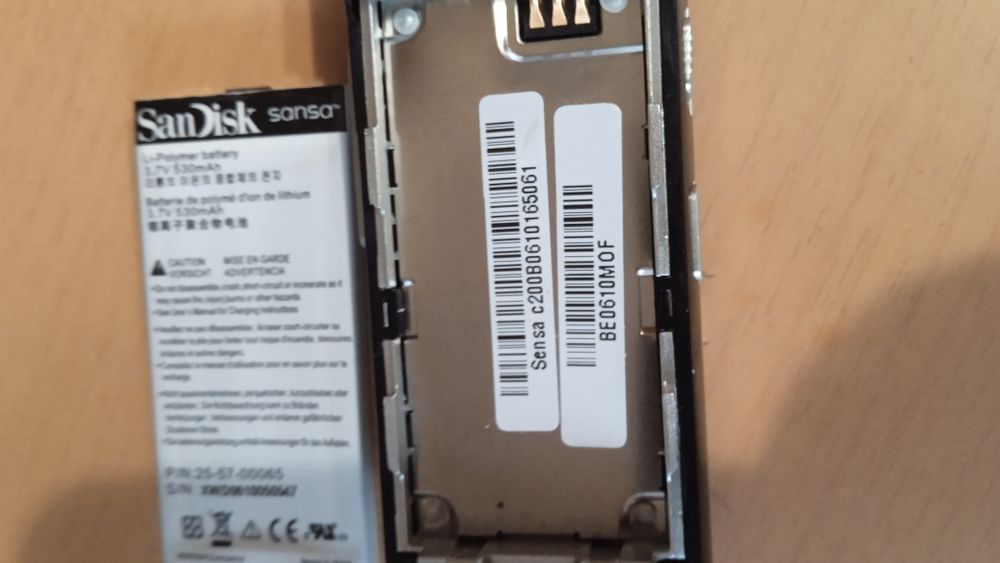 Mp 3 плеер SanDisc sansa c-200