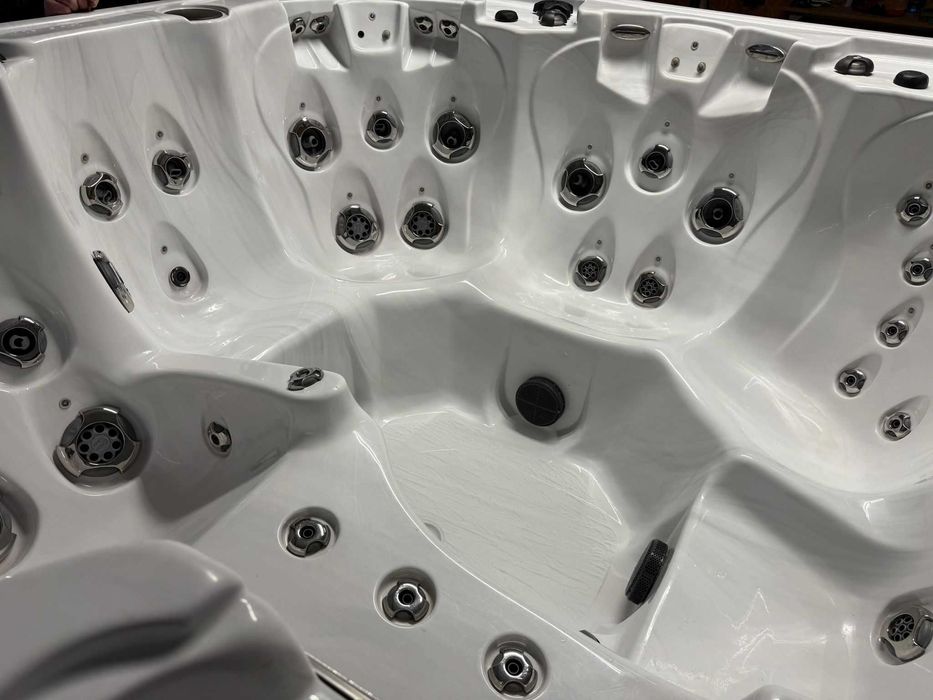 Jacuzzi ogrodowe 6 osobowe hit cenowy