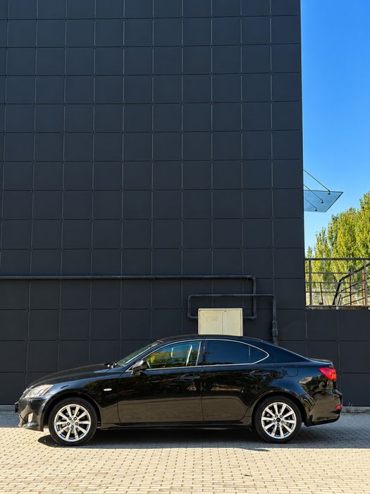 Lexus IS220d 2.2 дизель