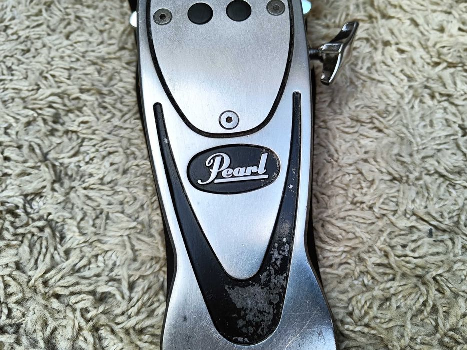 Stopa pojedyncza perkusyjna PEARL ELIMINATOR P-2000C + KOMPLET KRZYWEK