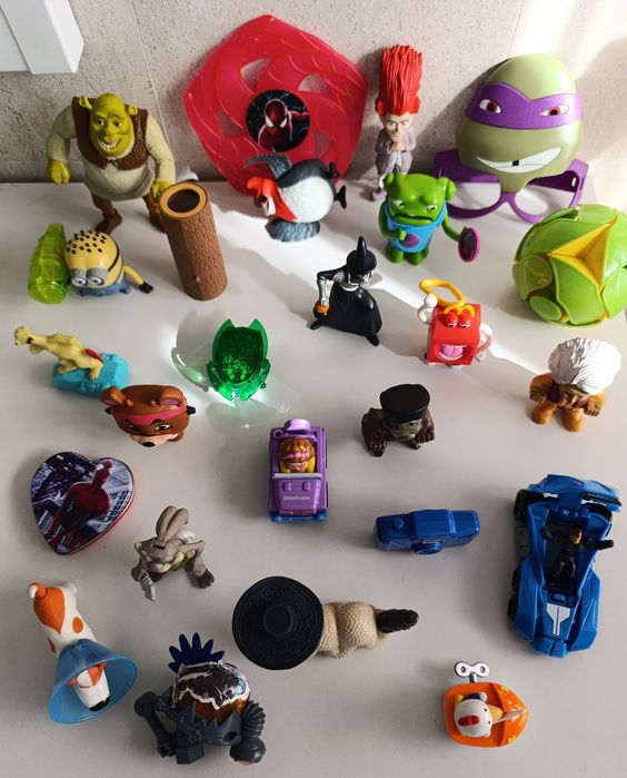 figures from various collections64553098936835120