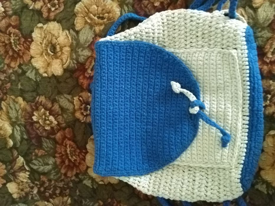 Женские рюкзаки вязаные