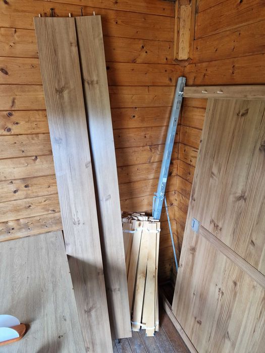 Cama de casal a imitar pinho
