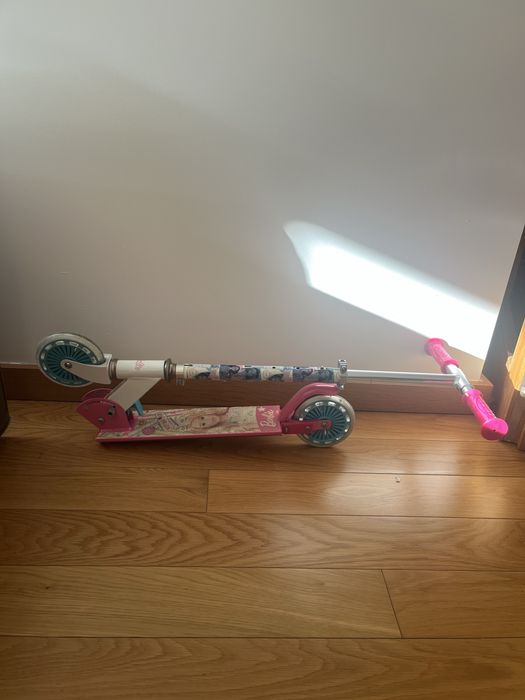Trotinete Barbie Infantil – Rosa