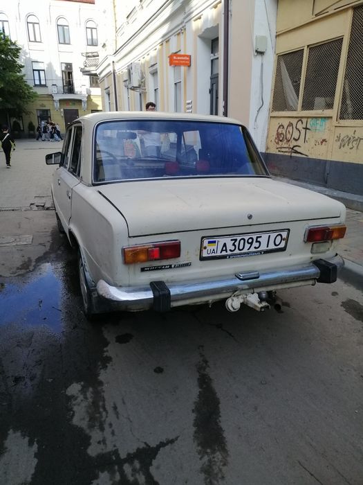 Ваз 21013 на повному ходу