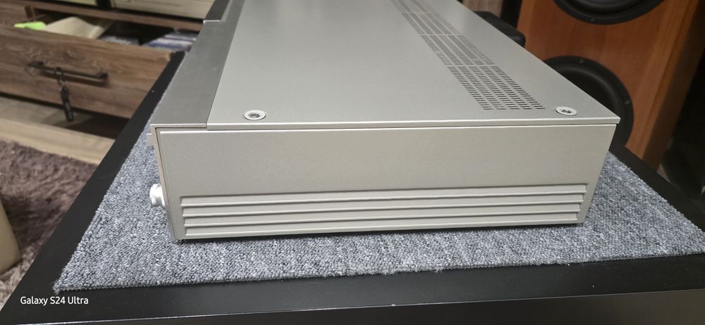 Sprzedam Sony tc-k777
