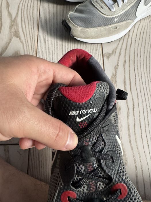 Кросівки Nike Renew Run - розмір 44,5 (28,5)