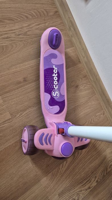 Самокат триколісний - "Skyper" колір рожевий Skyper