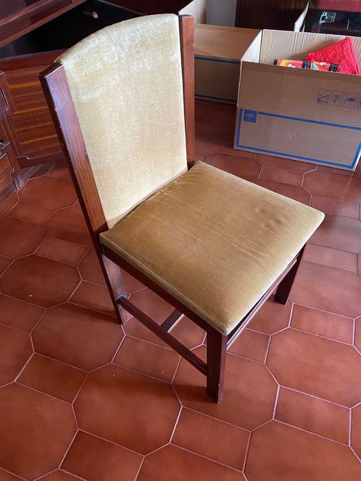 Movel de Sala com vitrine