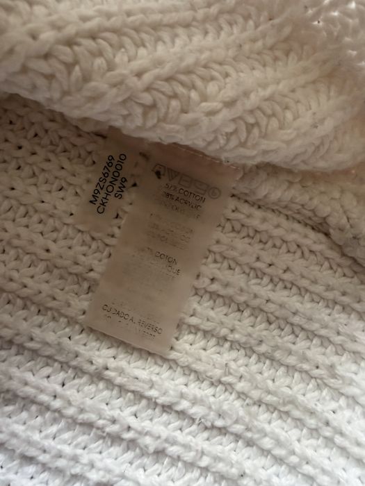 Жіночий светр Calvin Klein