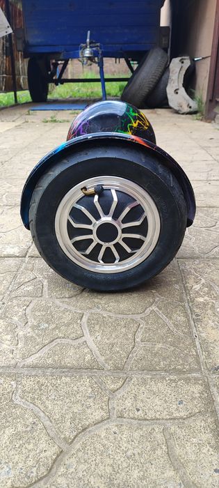 Гироборд  моргает батарея